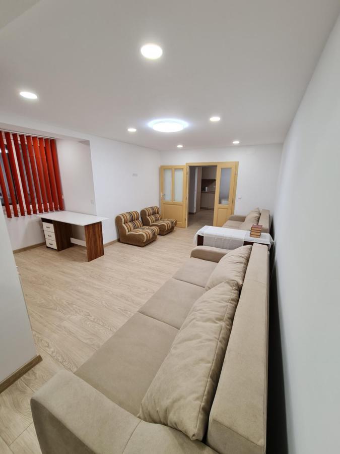 Luxury Panoramic Apartment Oradea Eksteriør billede