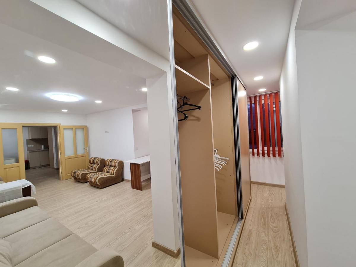 Luxury Panoramic Apartment Oradea Eksteriør billede